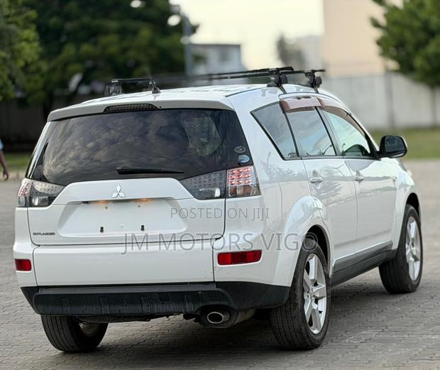 Mitsubishi Outlander 2008 Pearl