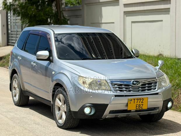 Subaru Forester 2009 Silver