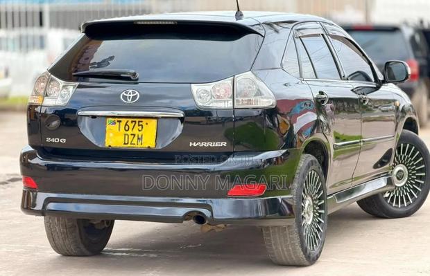 Toyota Harrier 2.4 2007 Black