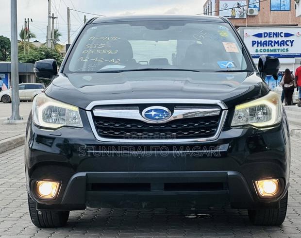 Subaru Forester 2015 Black