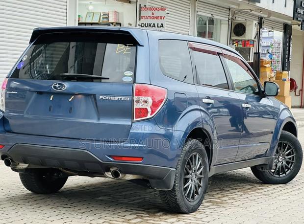 Subaru Forester 2011 Blue