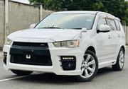 Mitsubishi Outlander 2010 Pearl for sale