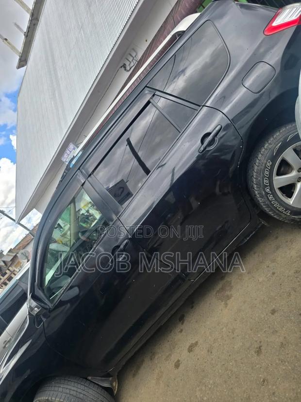 Toyota Vanguard 2007 Black