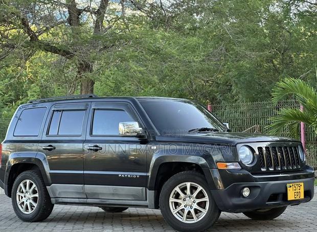Jeep Patriot 2011 Black