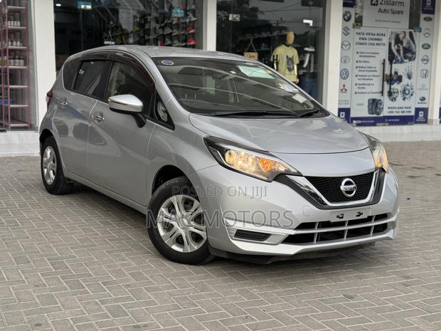 Nissan Note 1.6 Petrol 2018 Silver
