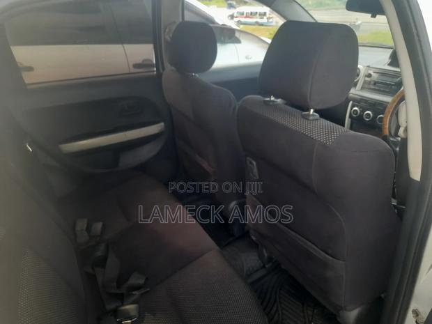 Toyota IST 2005 Silver
