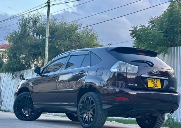 Toyota Harrier 2005 Burgundy