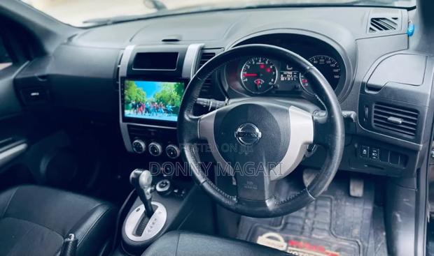 Nissan X-Trail 2012 Black