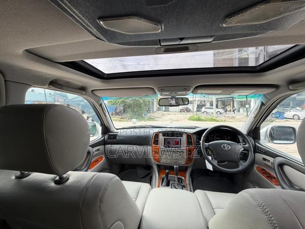 Toyota Land Cruiser 100 VX 4.2 4x4 2005 Silver