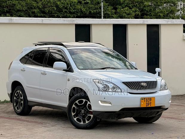 Toyota Harrier 2006 White