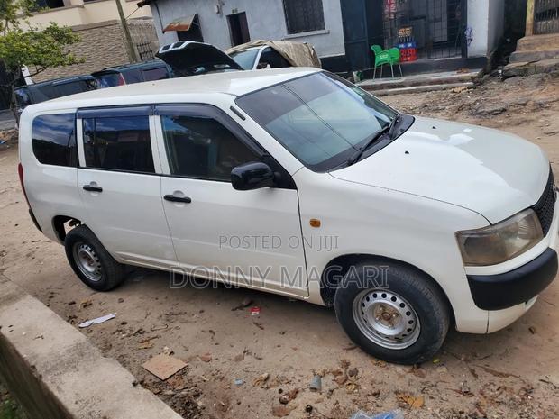 Toyota Probox 2006 White