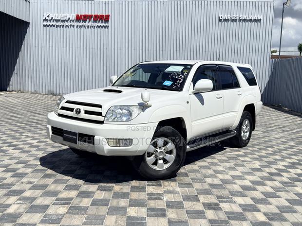 Toyota Hilux Surf 2003 White