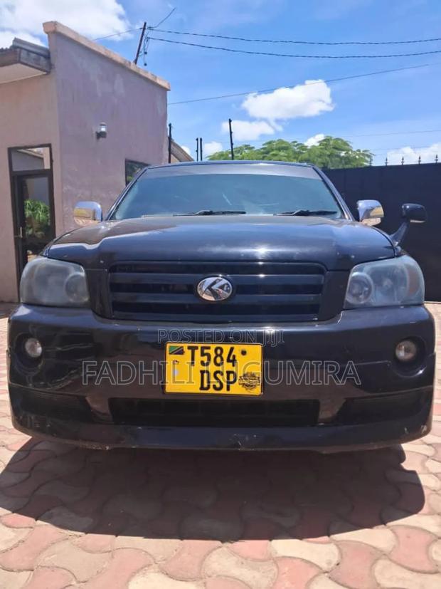 Toyota Kluger 2005 Black