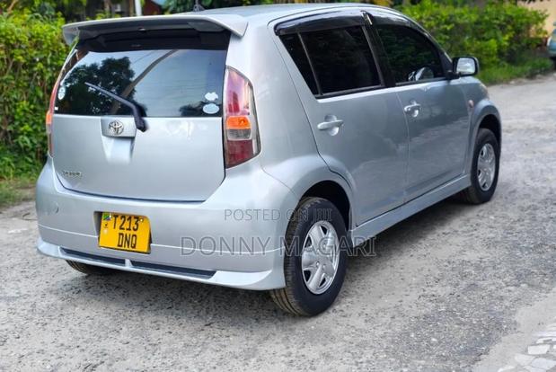 Toyota Passo 2006 Silver