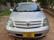 Toyota IST 2004 Silver for sale