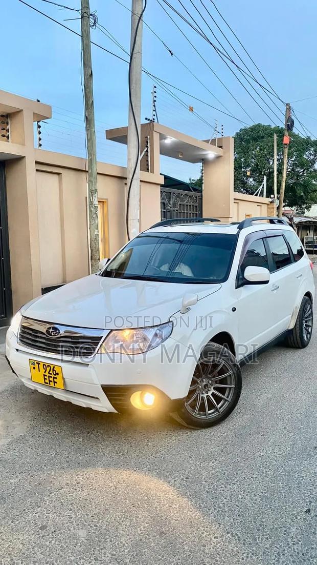 Subaru Forester 2009 White