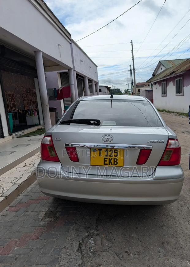 Toyota Premio 2003 Silver