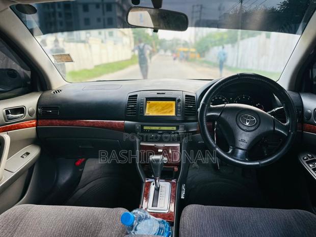 Toyota Premio 2.0 FWD 2003 White