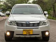 Subaru Forester 2010 White for sale