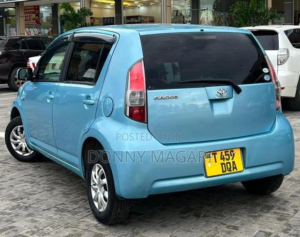 Toyota Passo 2005 Blue