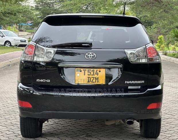 Toyota Harrier 2.4 2005 Black