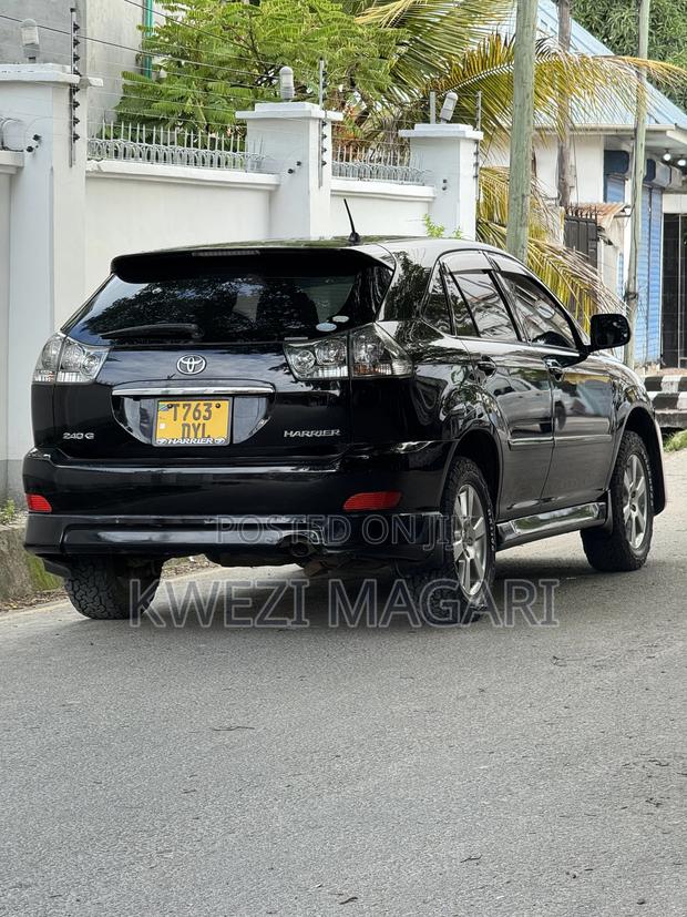Toyota Harrier 2006 Black