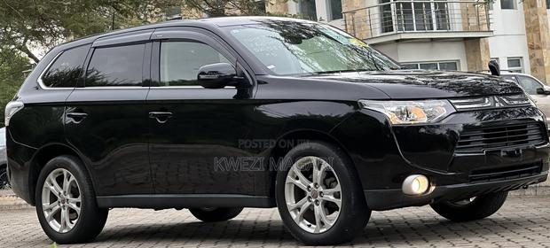 Mitsubishi Outlander 2013 Black