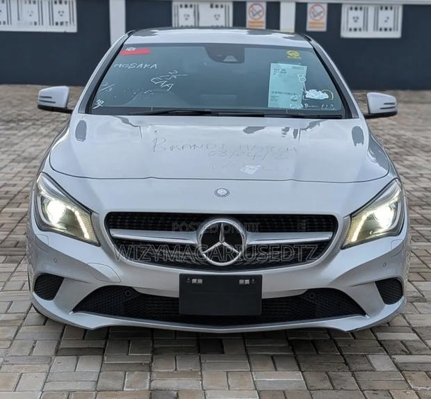 Mercedes-Benz GLA-Class 2014 Burgundy