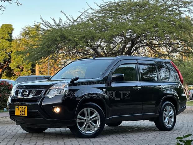 Nissan X-Trail 2012 Black