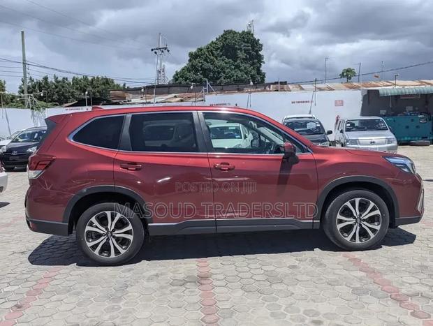 Subaru Forester 2.5i Limited AWD 2018 Red