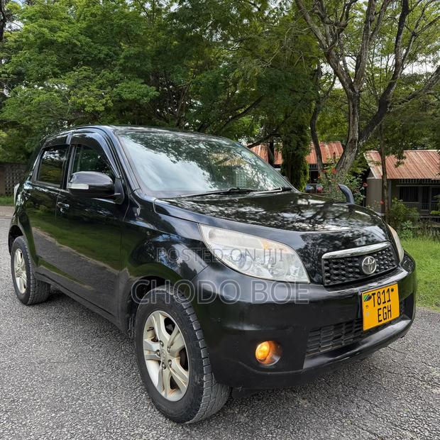 Toyota Rush 2010 Black