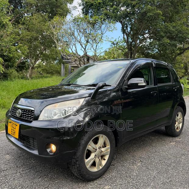 Toyota Rush 2010 Black