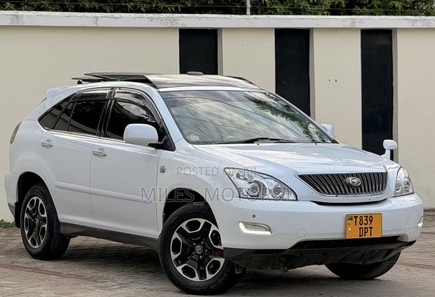 Toyota Harrier 2006 White