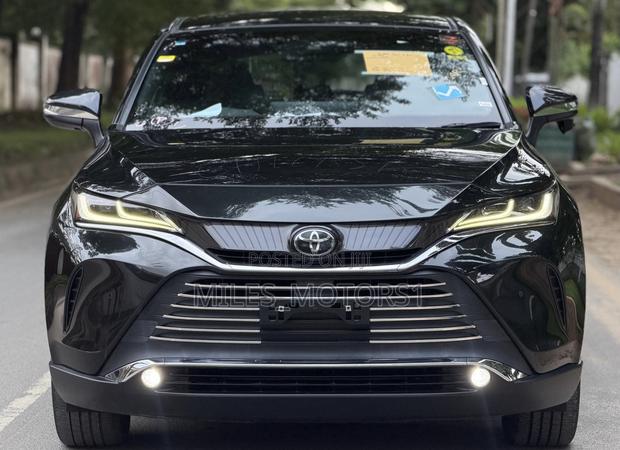 Toyota Harrier 2021 Black