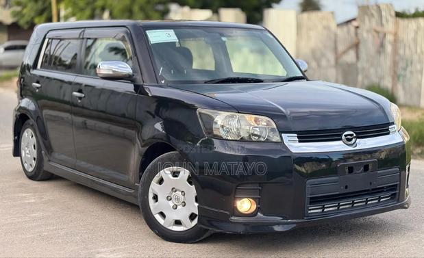 Toyota Corolla Rumion 2008 Black