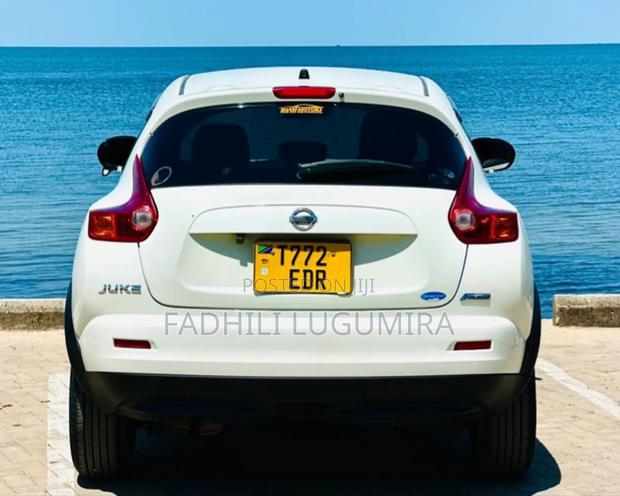 Nissan Juke 2011 White