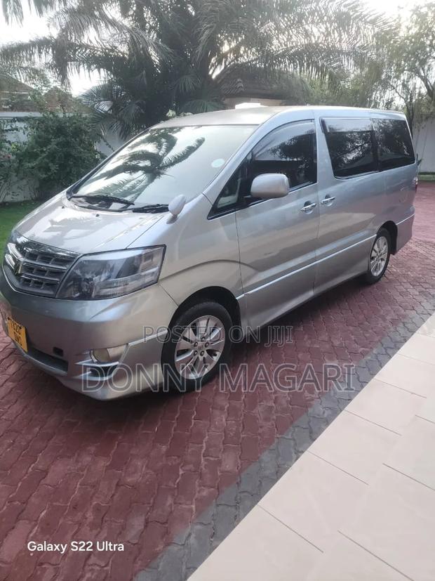 Toyota Alphard 2006 Silver