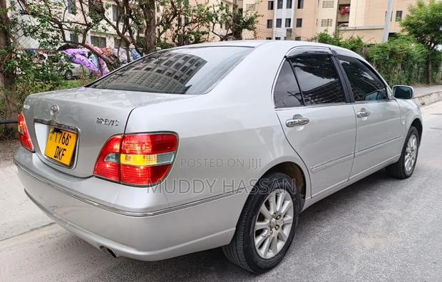 Toyota Brevis 2004 Silver