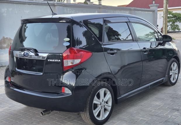 Subaru Trezia 2014 Black