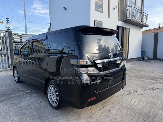 Toyota Alphard 2.4 Petrol FWD 2009 Black