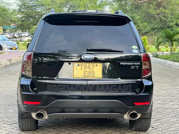 Subaru Forester 2010 Black