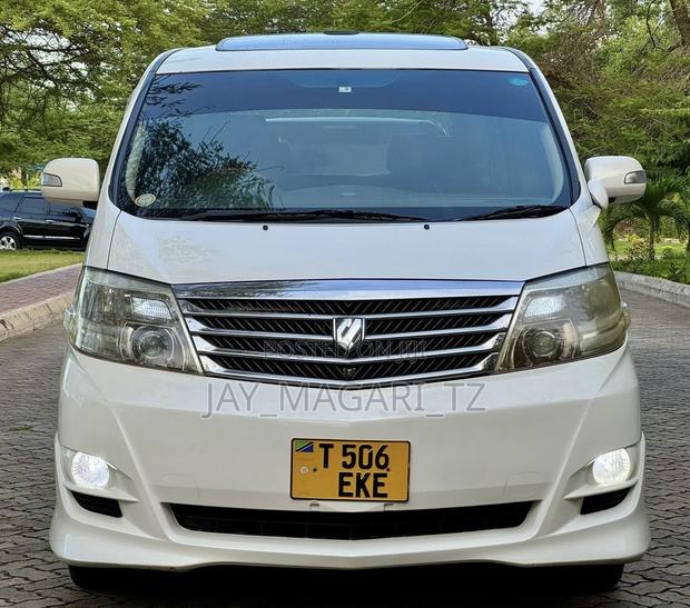 Toyota Alphard 2006 White