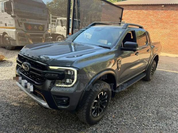 Ford Ranger Wildtrak 2024 Gray