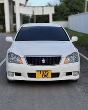 Toyota Crown 2006 Pearl for sale