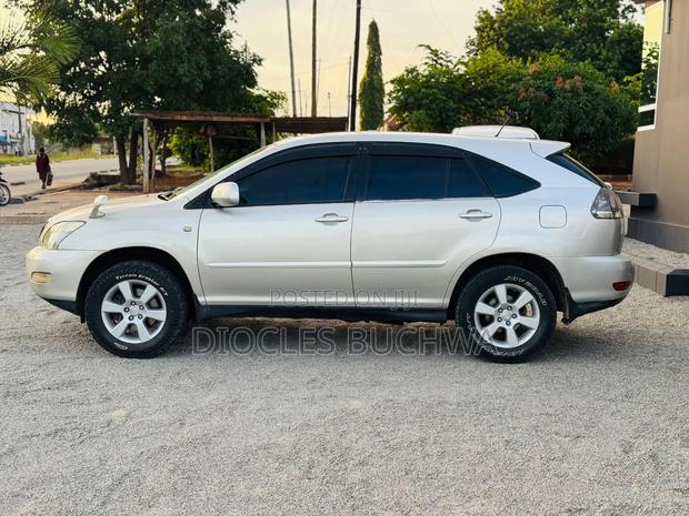 Toyota Harrier 2006 Silver