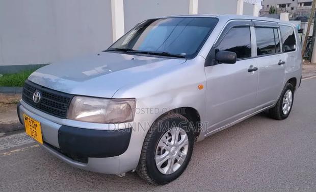 Toyota Probox 2005 Silver