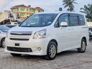 Toyota Noah 2.0 143hp AWD (8 Seater) 2007 White for sale