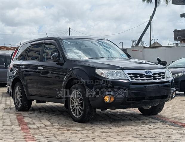 Subaru Forester 2011 Black