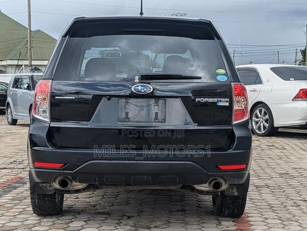 Subaru Forester 2011 Black