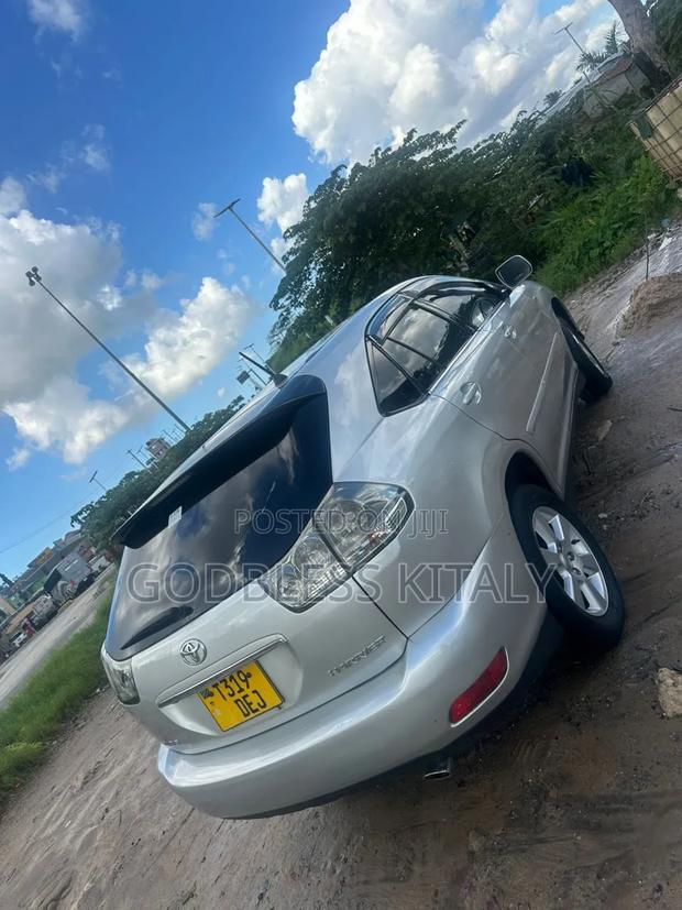 Toyota Harrier 2.4 2005 Silver